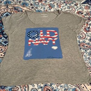 Super comfy lightweight Old Navy tee. NWOT
